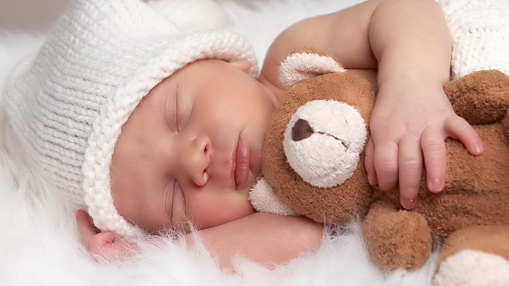 cute-baby-sleeping-1080p-hd-wallpaper