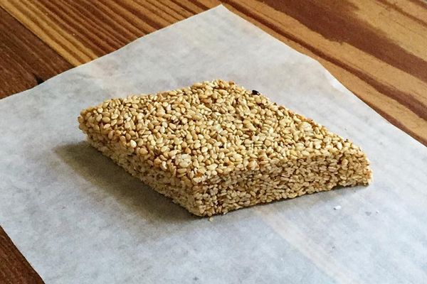 spitiko-pasteli