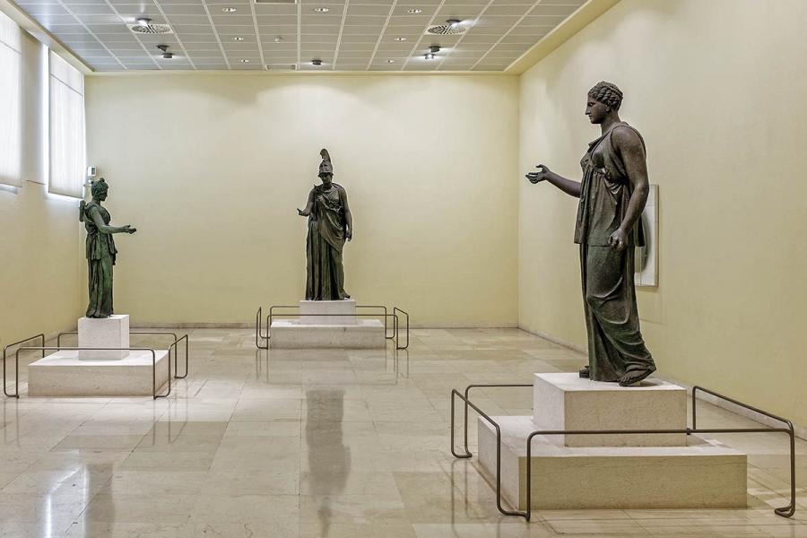 αρχαιολογικο-μουσειο-πειραια-2